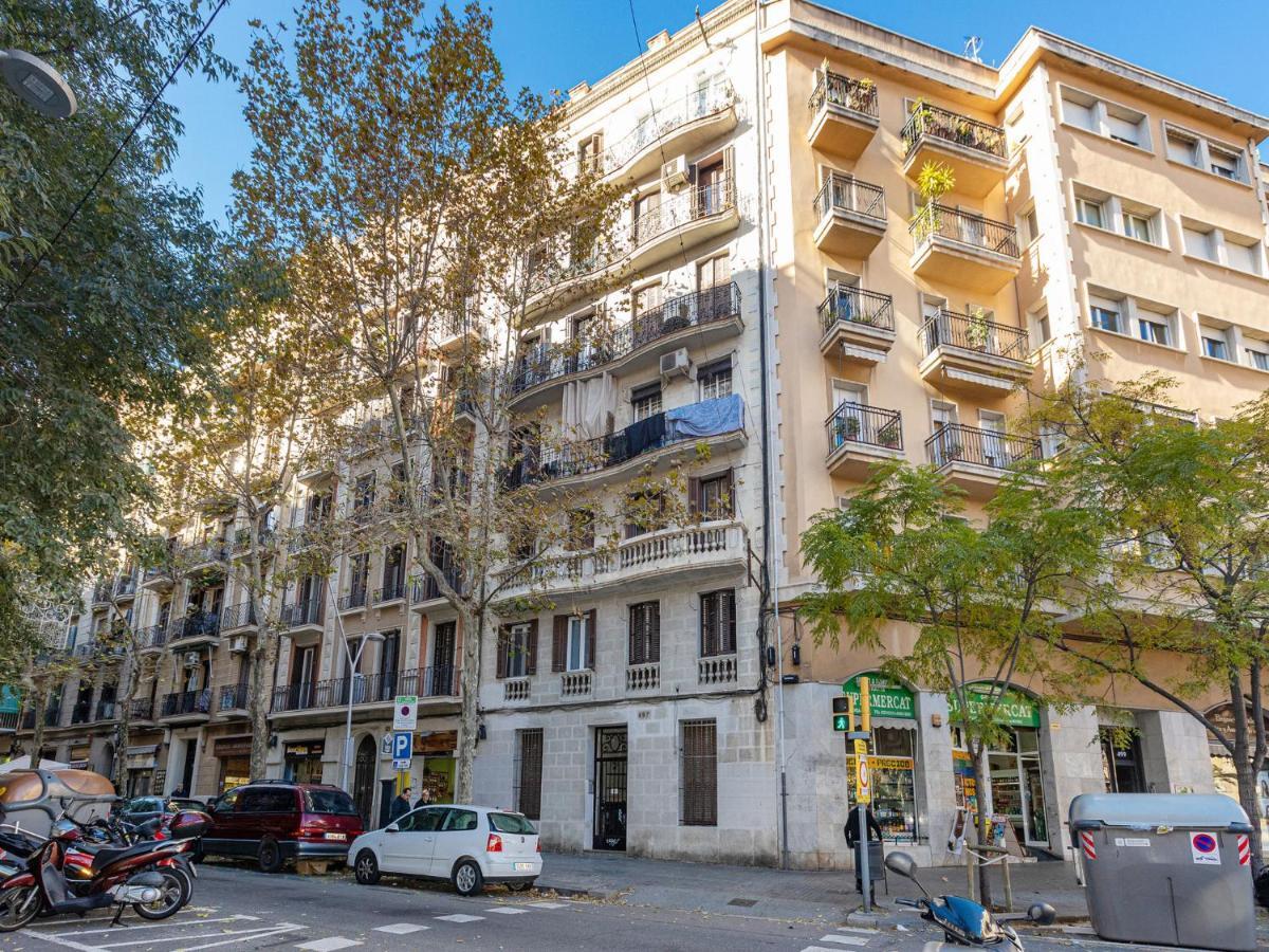 Apartment Eixample Dret Sagrada Familia By Interhome Barcelona Bagian luar foto